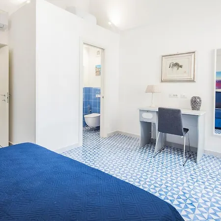 View * Амальфі